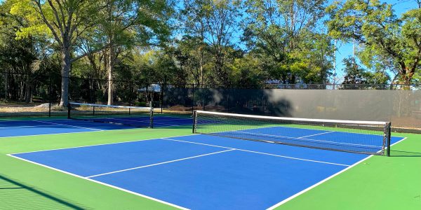 Pickleball courts at Splash RV Resort & Water Park in Milton, Florida